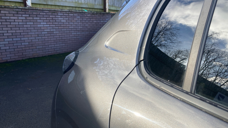 Peugeot 208 1.2 PureTech 100 Allure Premium 5dr Petrol Hatchback